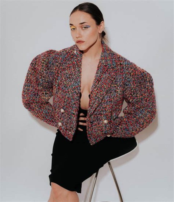 Alice Kremelberg Height, Weight, Net Worth, Age, Birthday, Wikipedia, Who, Instagram, Biography