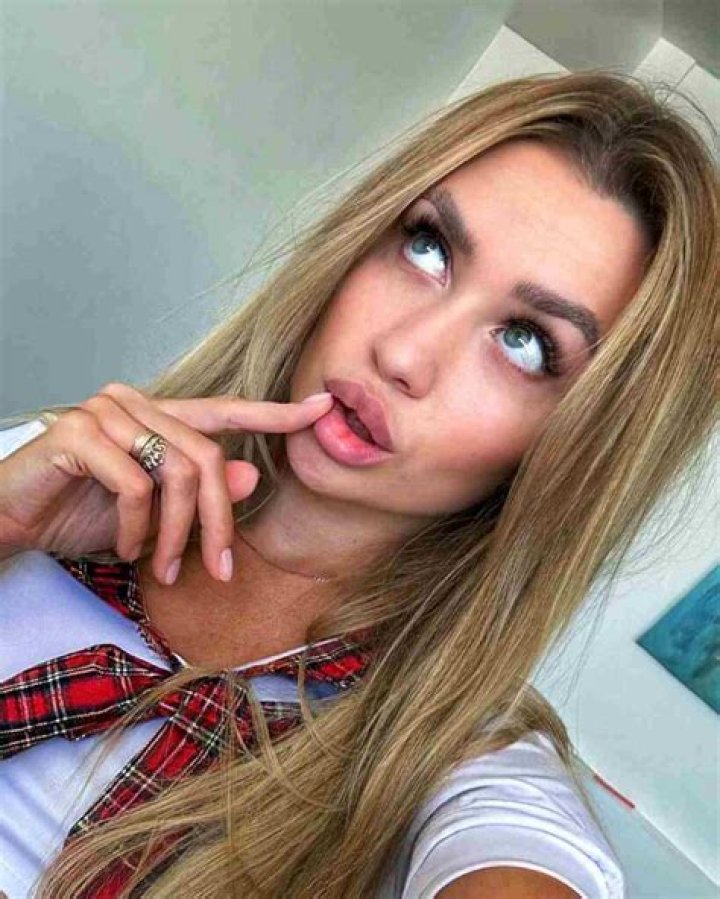 Camilla Zaiden Height, Weight, Net Worth, Age, Birthday, Wikipedia, Who, Nationality, Biography