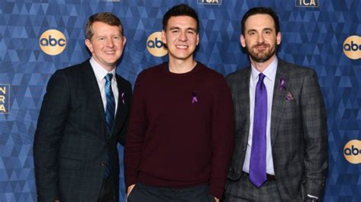 
James Holzhauer Brother Ian Holzhauer Is A Naperville Councilman 