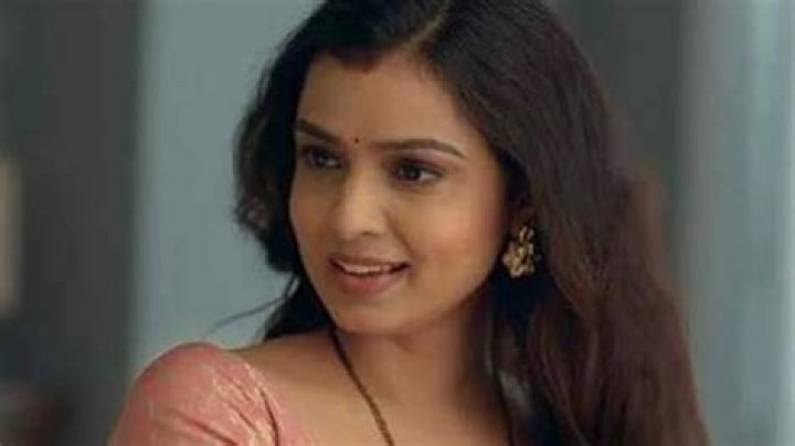 
Mayuri Deshmukh Height, Weight, Net Worth, Age, Birthday, Wikipedia, Who, Nationality, Biography 
