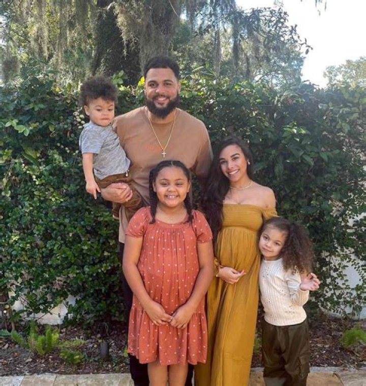 
Mike Evans Sister Kia L Evans Is A Tiktok Enthusiast 