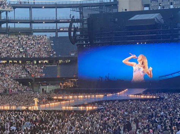 Phoebe Bridgers set list for Taylor Swift The Eras Tour concert: What will Graceland Too singer perform in Nashville?