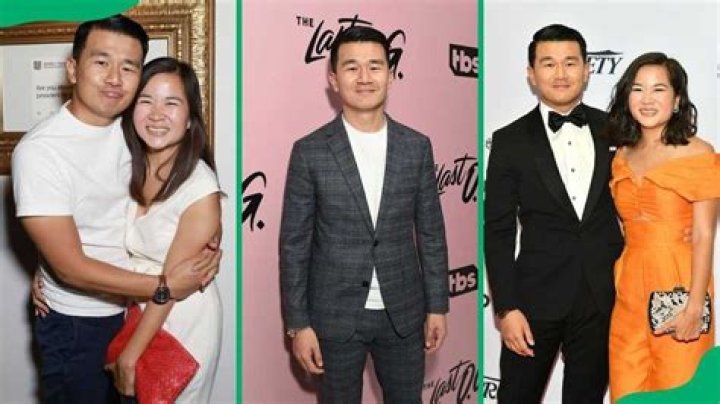 
Ronny Chieng Height, Weight, Net Worth, Age, Birthday, Wikipedia, Who, Nationality, Biography 