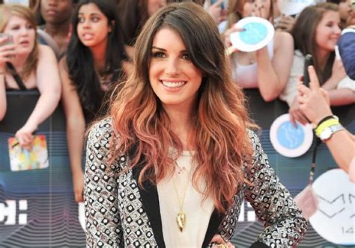 Shenae Grimes Height, Weight, Net Worth, Age, Birthday, Wikipedia, Who, Nationality, Biography
