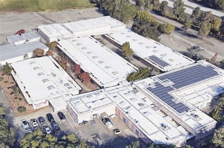 
Two critical, four others injured in shooting at east Oakland school 