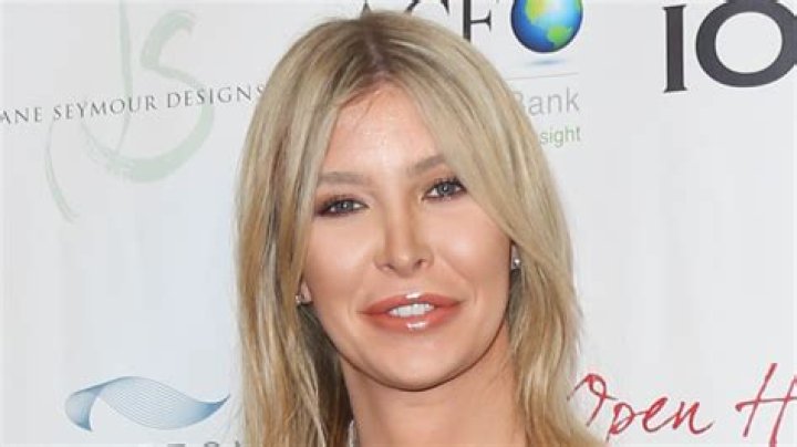 
What Is Sophia Hutchins Gender? Details We Know About The Entrepreneur 