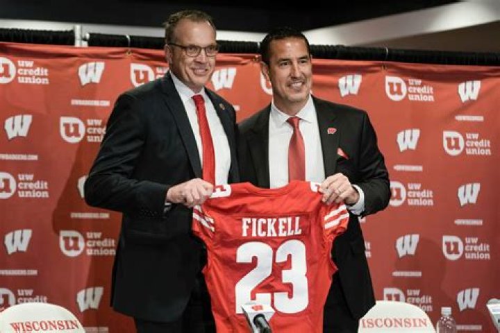 Who Is Luke Fickell Wife Amy Fickell? Family And Net Worth