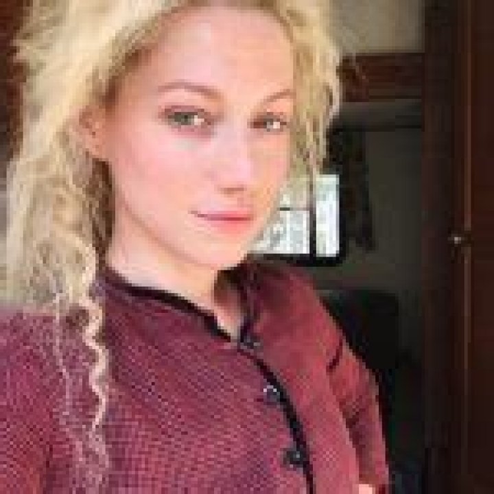 
Who is Niamh Walsh? Age, Height, Husband, Net Worth, Children 